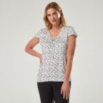 Imagen de Polo Mujer Lace Up Manga Corta Zafin con 76% de descuento