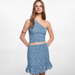 Imagen de Falda Corta Mujer Mango con 50% de descuento oferta online | SuperCupon