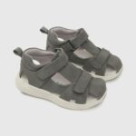 Imagen de Zapatillas Urbanas Niña con 40% de descuento oferta online | SuperCupon