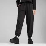 Imagen de Pantalón Deportivo Mujer Team Relaxed Sweatpants Tr con 60% de descuento oferta online | SuperCupon