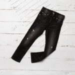 Imagen de Jeans Niño Denim Skinny con Roturas con 63% de descuento oferta online | SuperCupon