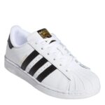Imagen de Zapatillas Urbanas Superstar Unisex Kids Adidas con 40% de descuento oferta online | SuperCupon