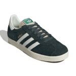 Imagen de Zapatillas Urbanas Hombre Adidas Gazelle con 50% de descuento oferta online | SuperCupon