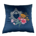 Imagen de Cojín Krea Velvet Bordado 45x45 México con 50% de descuento oferta online | SuperCupon