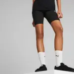 Imagen de Short Deportivo Mujer Classics Short Tights 7 Pulg con 50% de descuento oferta online | SuperCupon