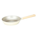 Imagen de Sartén Krea Aluminio Fundido Cream 26cm con 50% de descuento oferta online | SuperCupon