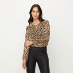 Imagen de Blusa Manga Larga Casual Mujer con 50% de descuento oferta online | SuperCupon