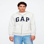 Imagen de Polera Logo Full Zip Hombre con 50% de descuento oferta online | SuperCupon