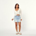 Imagen de Polo Mujer Sabrina Milk con 50% de descuento oferta online | SuperCupon