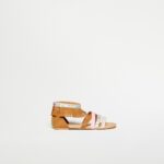 Imagen de Sandalias Sfera Niña Model Flecos Camel con 73% de descuento oferta online | SuperCupon