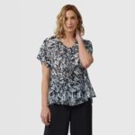 Imagen de Blusa Mujer Mayra Manga Corta Zafin con 53% de descuento oferta online | SuperCupon