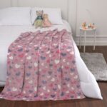 Imagen de Manta OI25 Glow In The Dark Corazones con 58% de descuento oferta online | SuperCupon